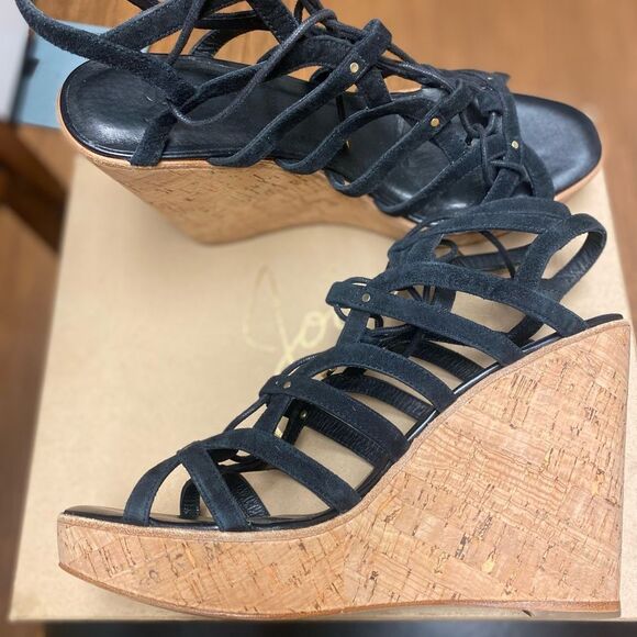 New Suede Joie Black Strappy Suede Wedge Sandals Size 40 - Picture 8 of 9